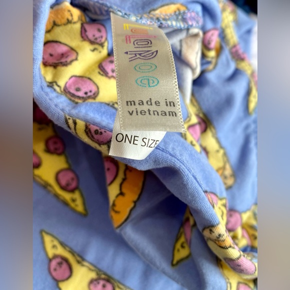 LuLaRoe OS Pizza Leggings - Picture 2 of 2